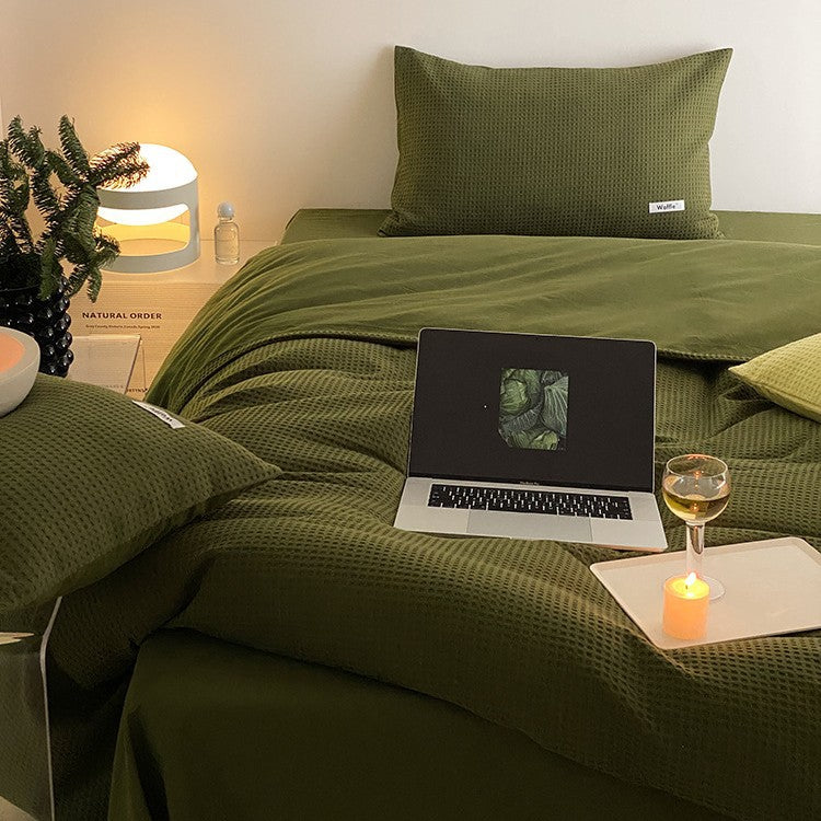 Four-Piece 100% Cotton Bed Sheet