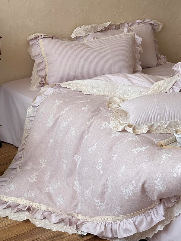 Four-piece bed set