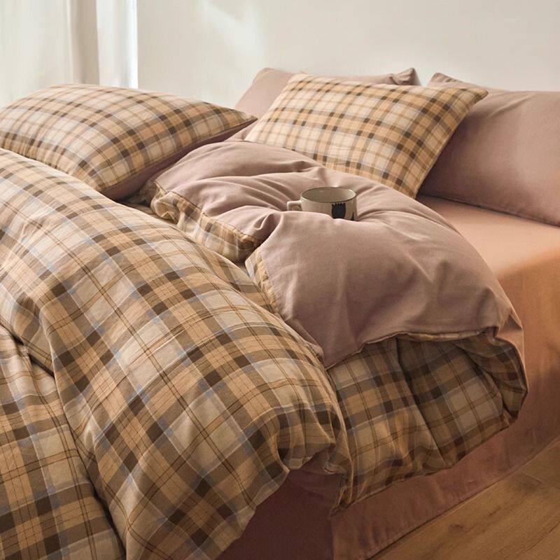 Four-piece bed set
