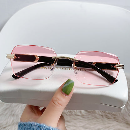 Frameless beveled sunglasses