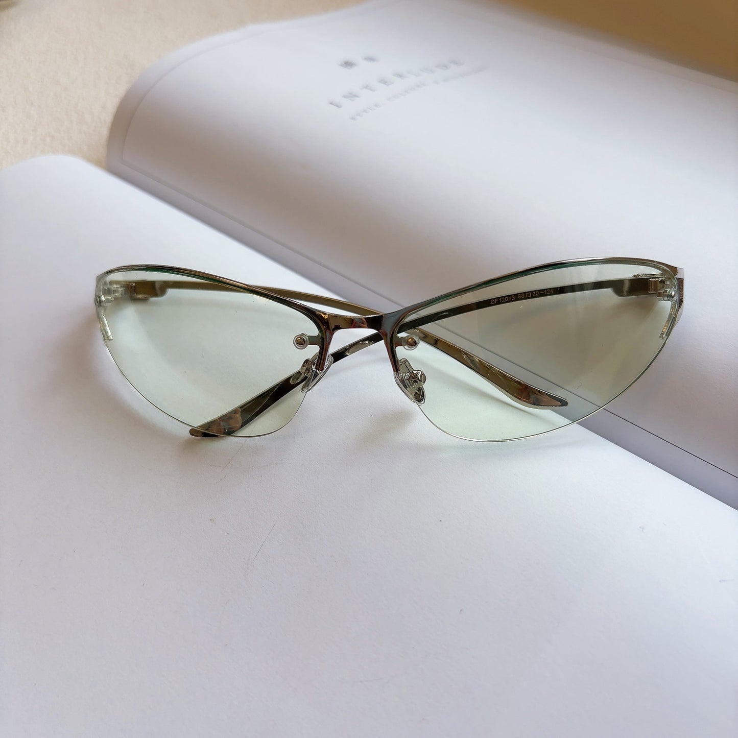 Frameless Tech Retro Sunglasses
