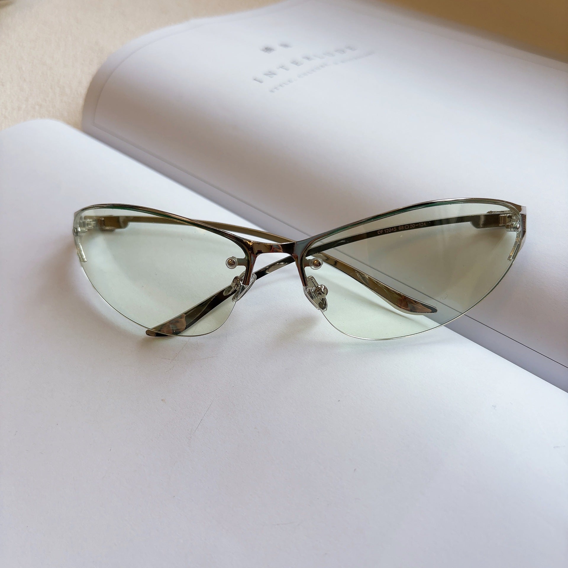 Frameless Tech Retro Sunglasses