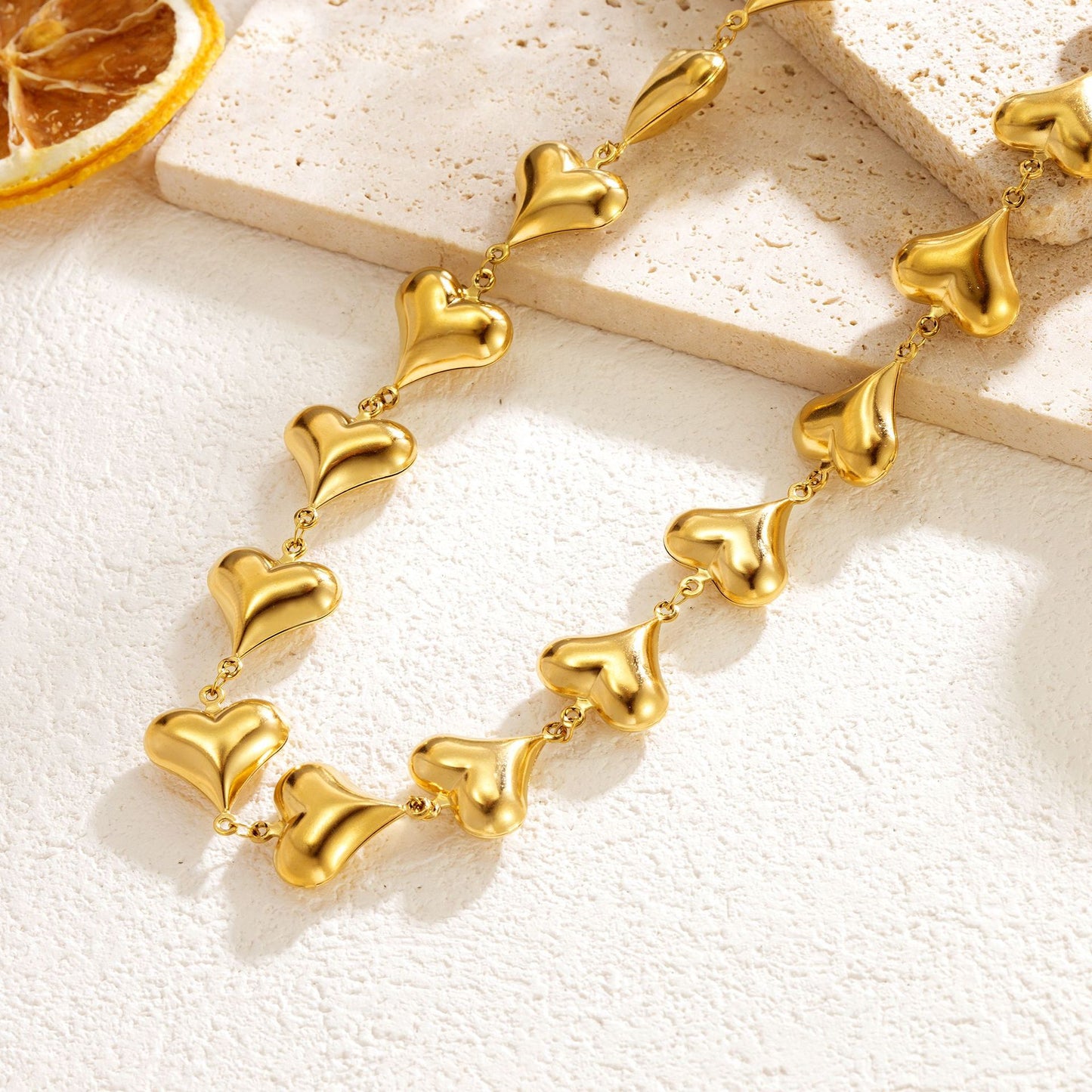 French niche heart-to-heart collarbone chain