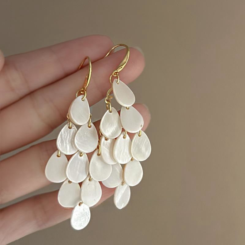 French Retro Shell Tassel Earrings