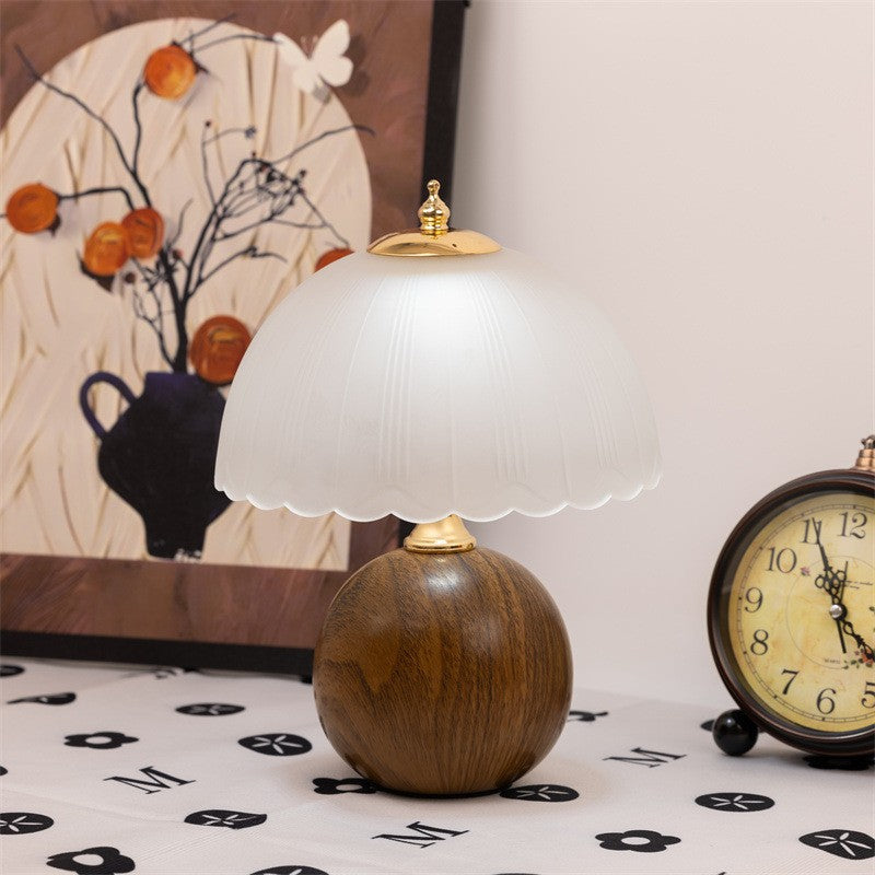 French Retro Table Lamp Bedside Light Adjustable Brightness