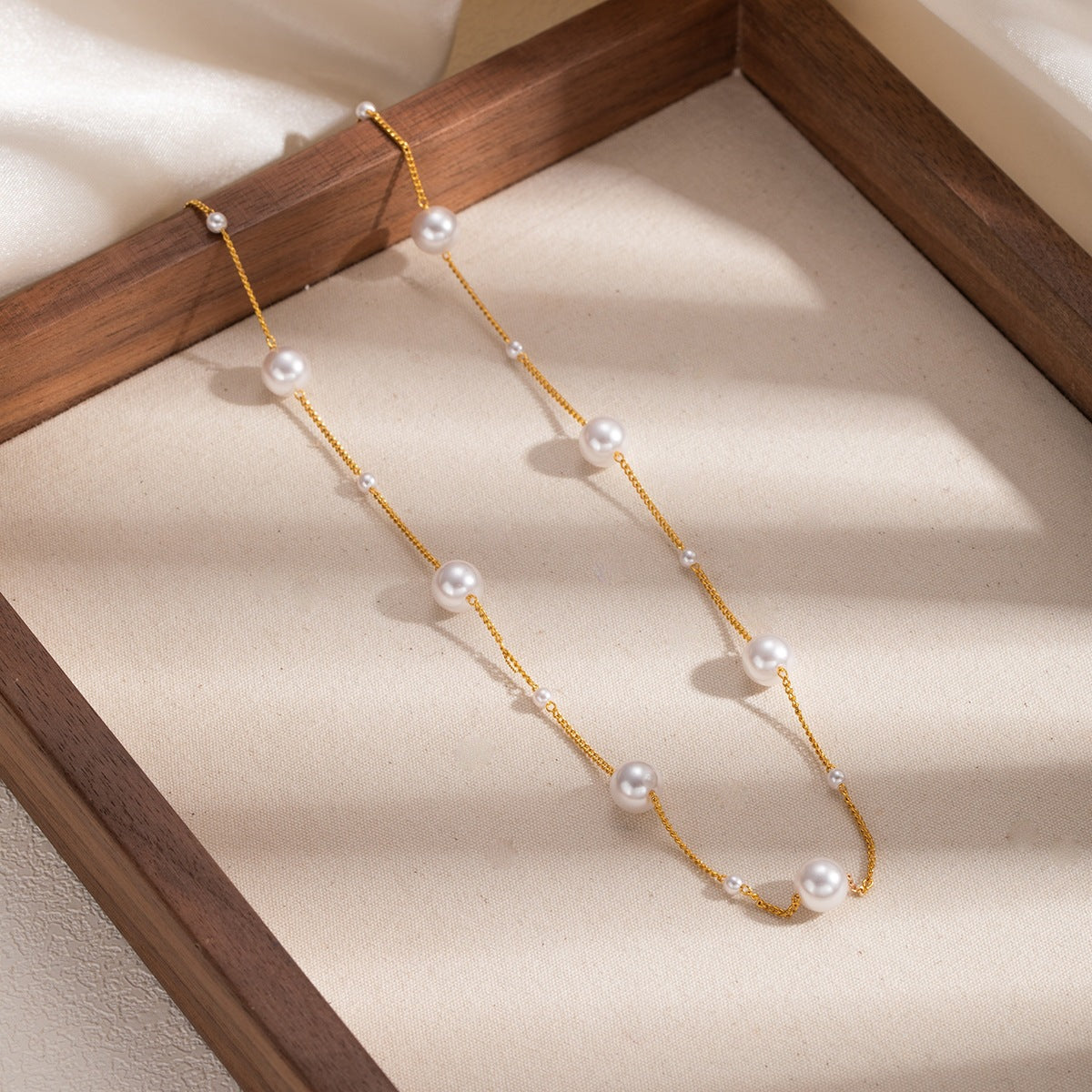 French-Style Gentle Pearl Y-Shaped Necklace for Women Adjustable Pull Chain Clavicle Chain Versatile Commuting Dating Accessory