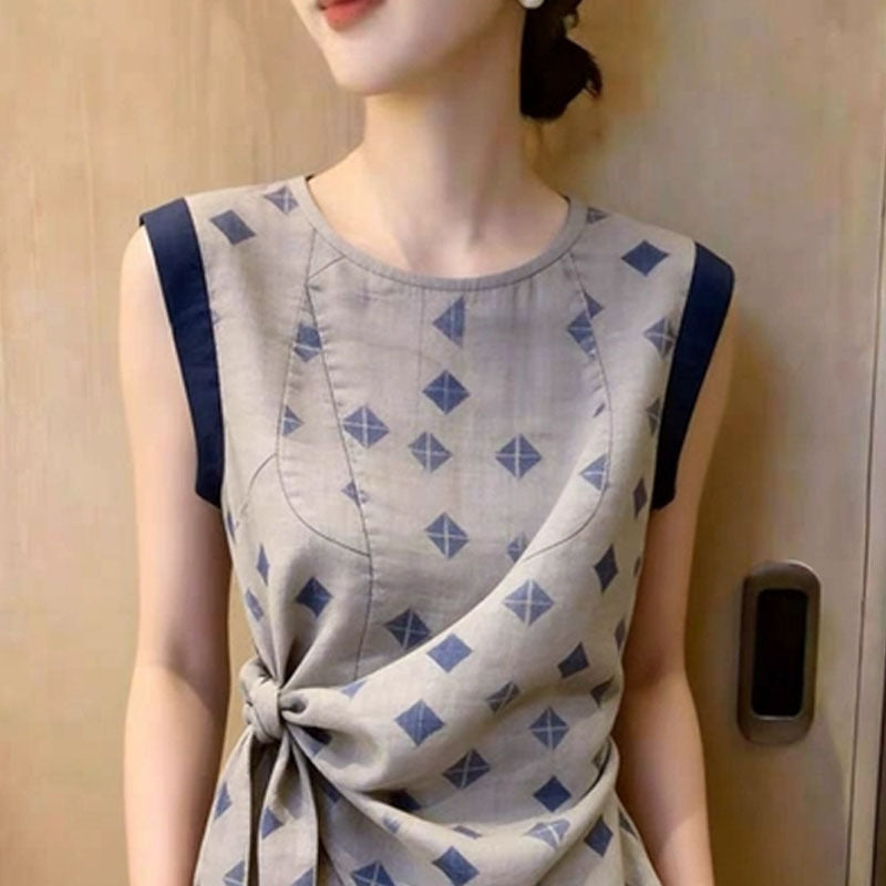 French Style Sleeveless Blouse