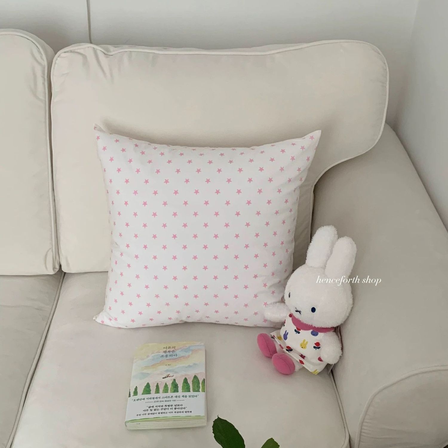 Fresh and Gentle Pillowcase