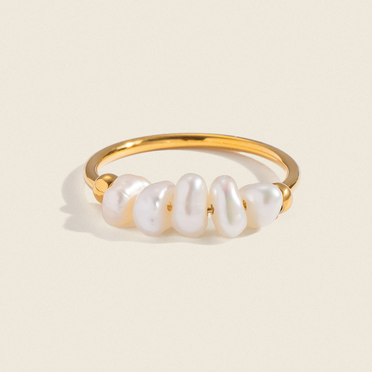 Freshwater pearl ring