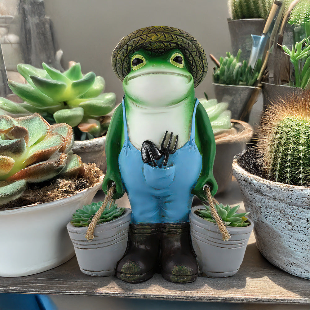 Frog Creative Sculpture