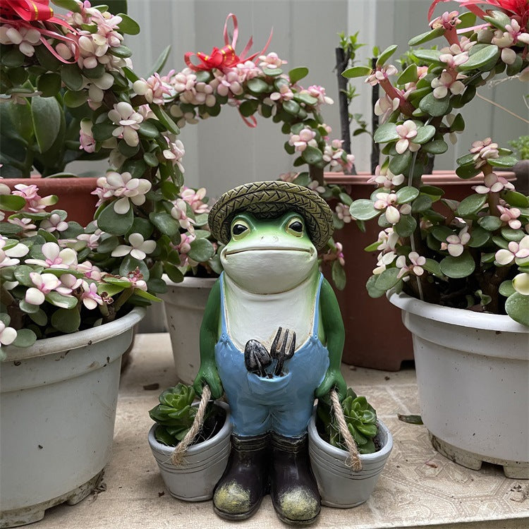 Frog Holding Succulent Flower Pot Resin Garden Decor