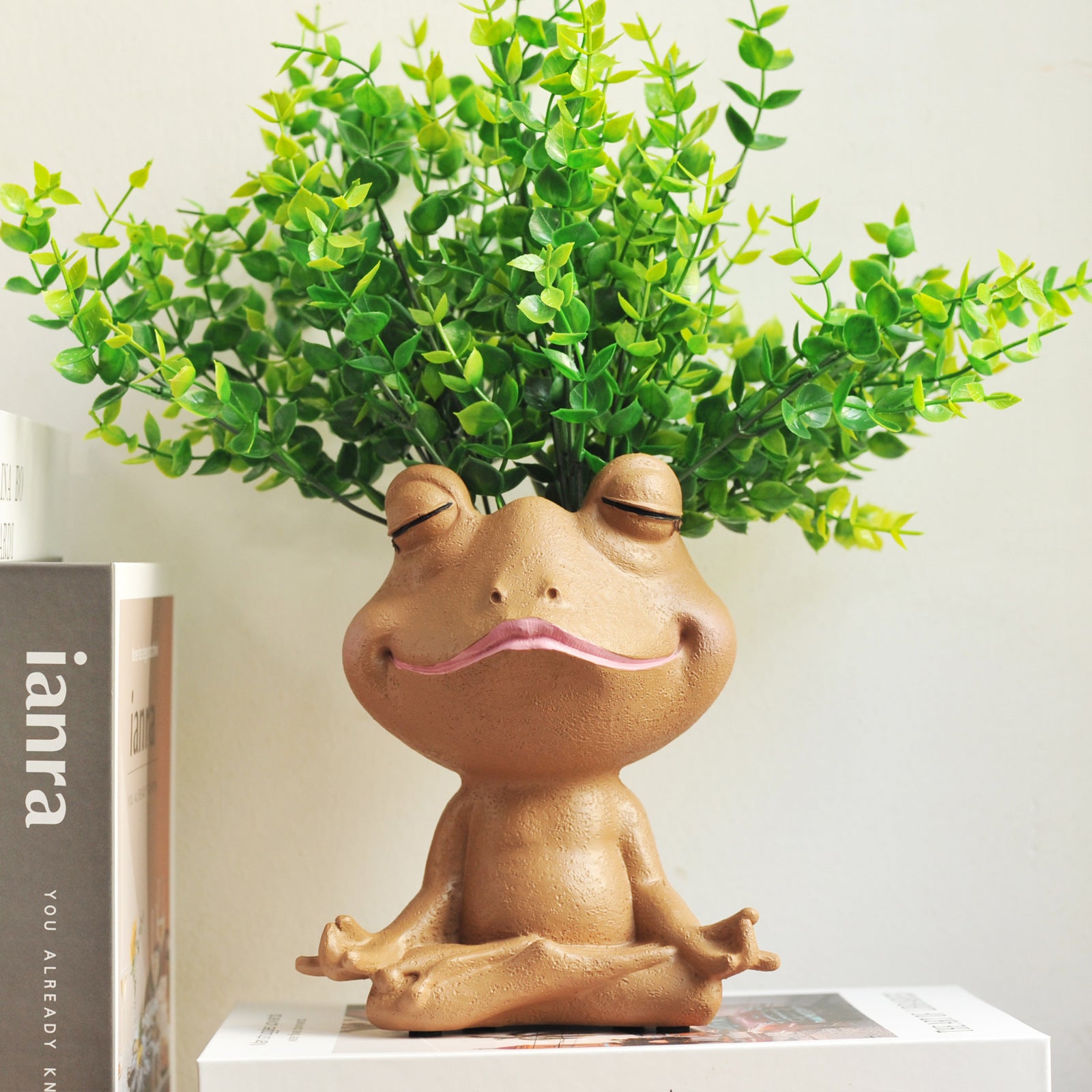 Frog Shape Resin Planter Vase