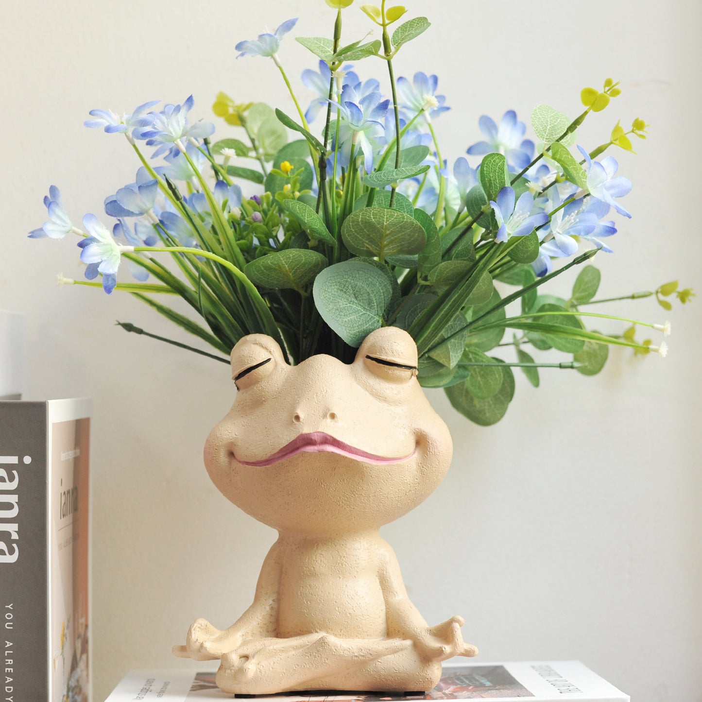 Frog Shape Resin Planter Vase