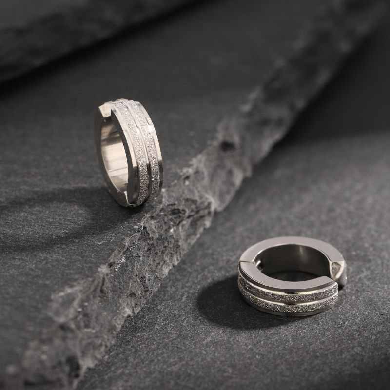 Frosted Geometric Ear Clip