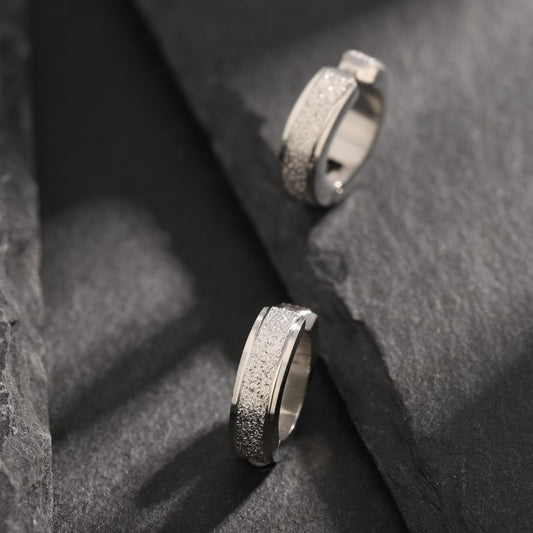 Frosted Geometric Ear Clip