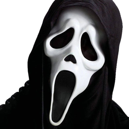 Funny, screaming, ghostface mask