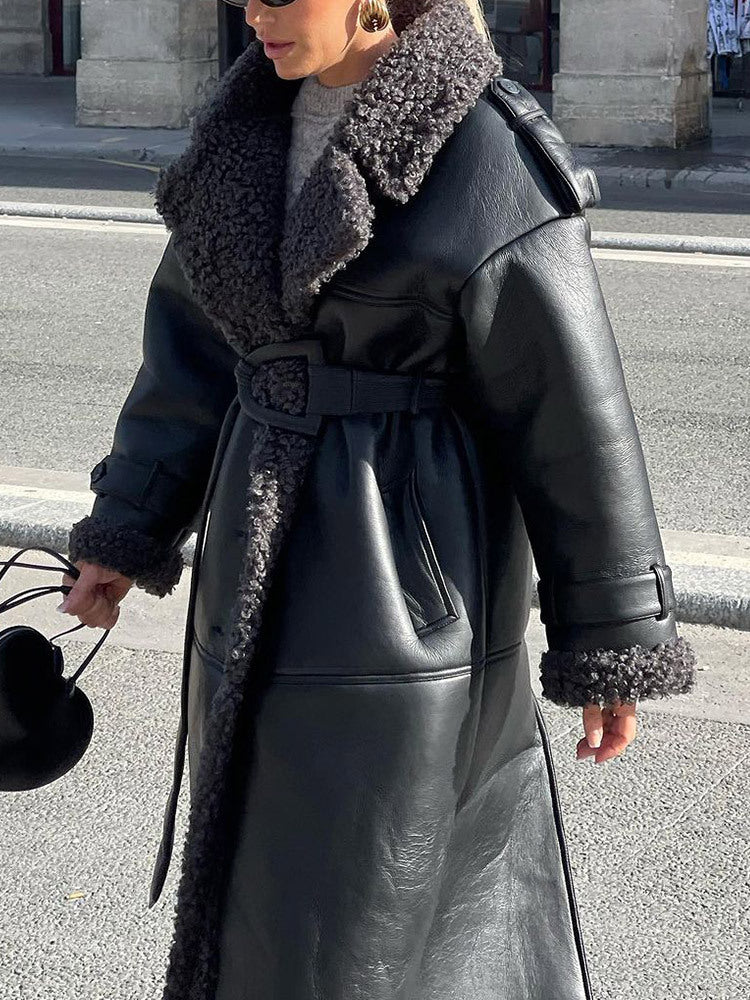 Fur-coated overcoat