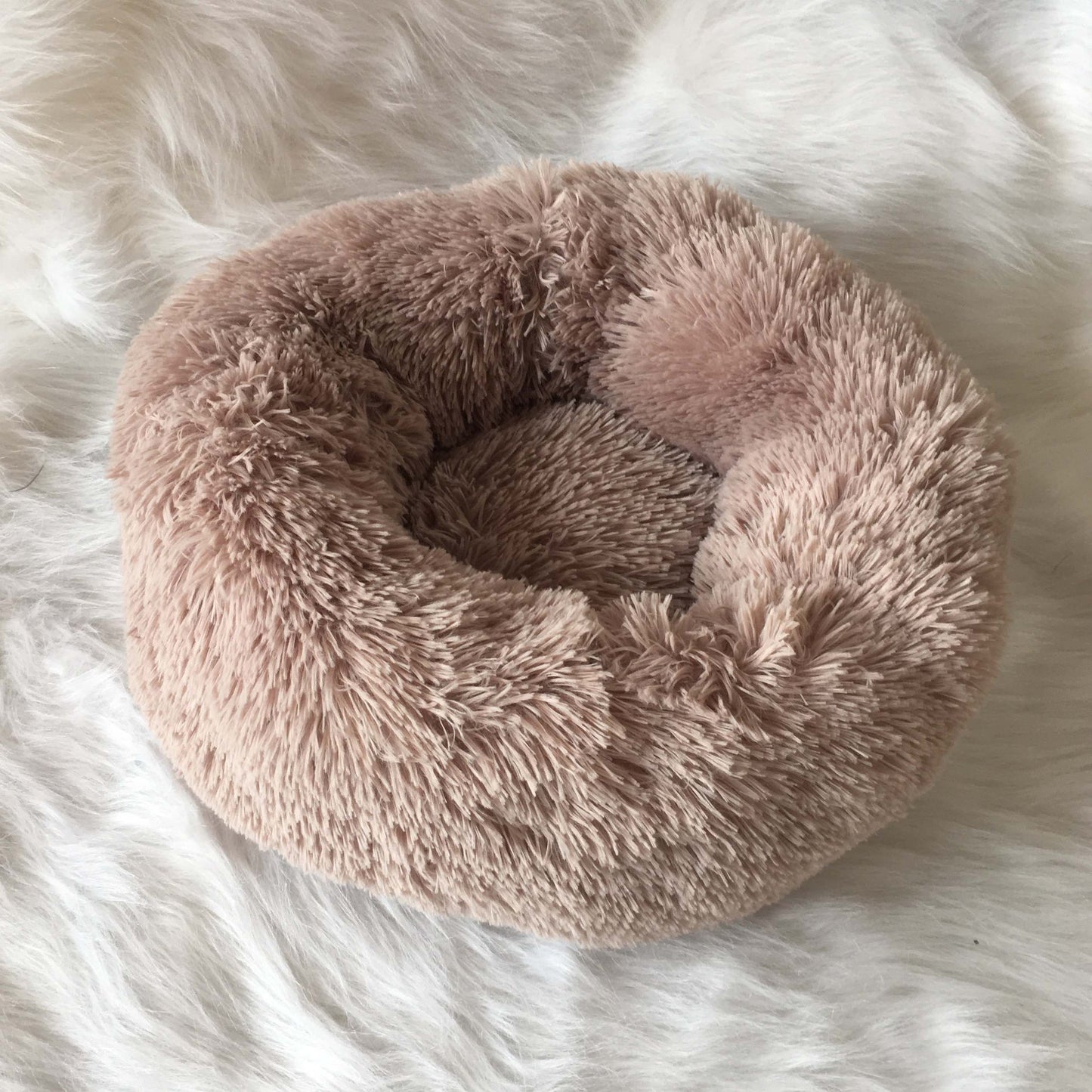 Furry pet bed