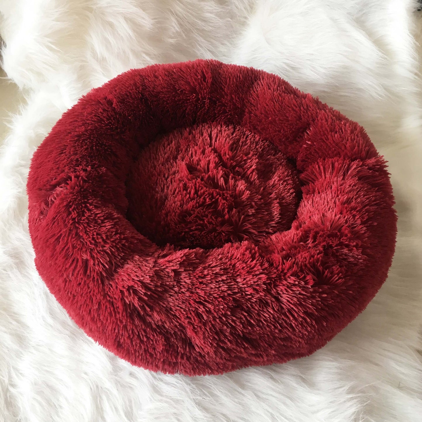 Furry pet bed
