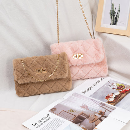 furry shoulder bag