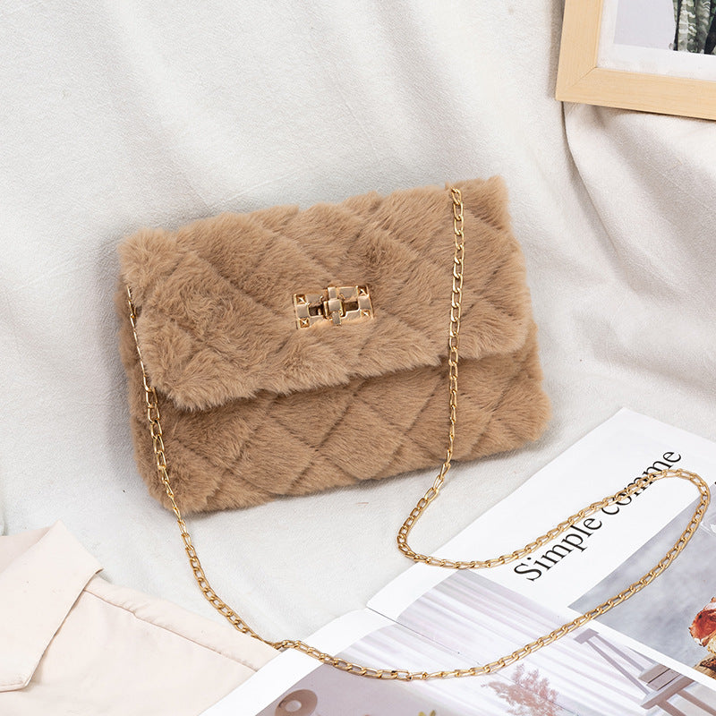 furry shoulder bag