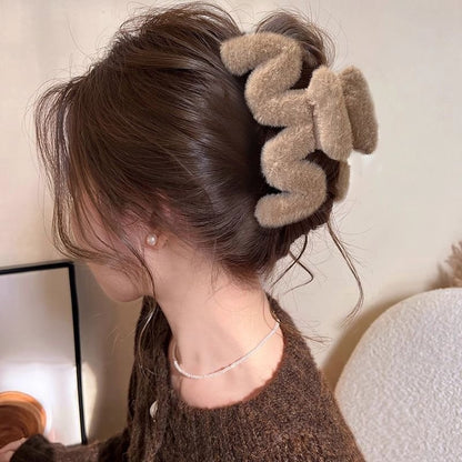 Fuzzy hair-pulling clips