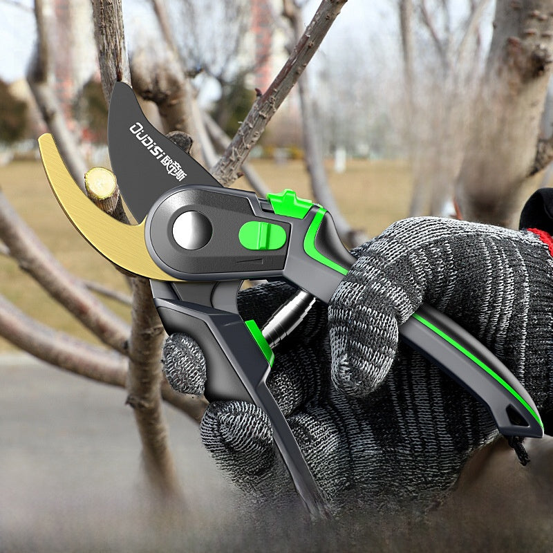Garden scissors