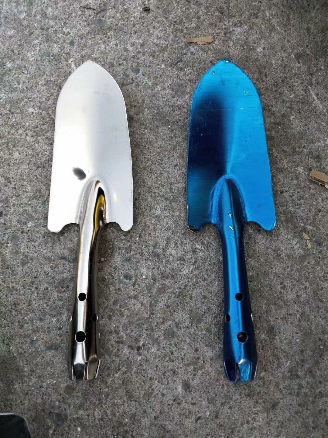 garden shovel