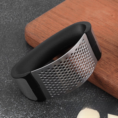 garlic press