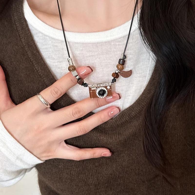 gemstone necklace