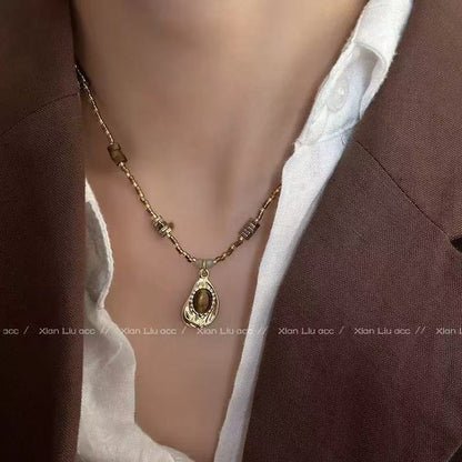 gemstone necklace