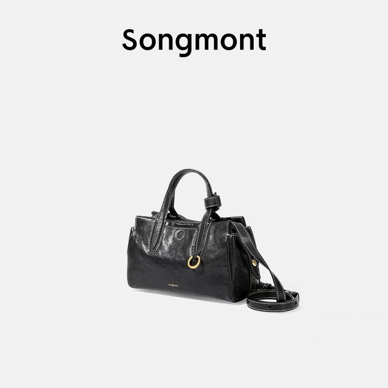 Gender-neutral vegetable-tanned leather crossbody bag