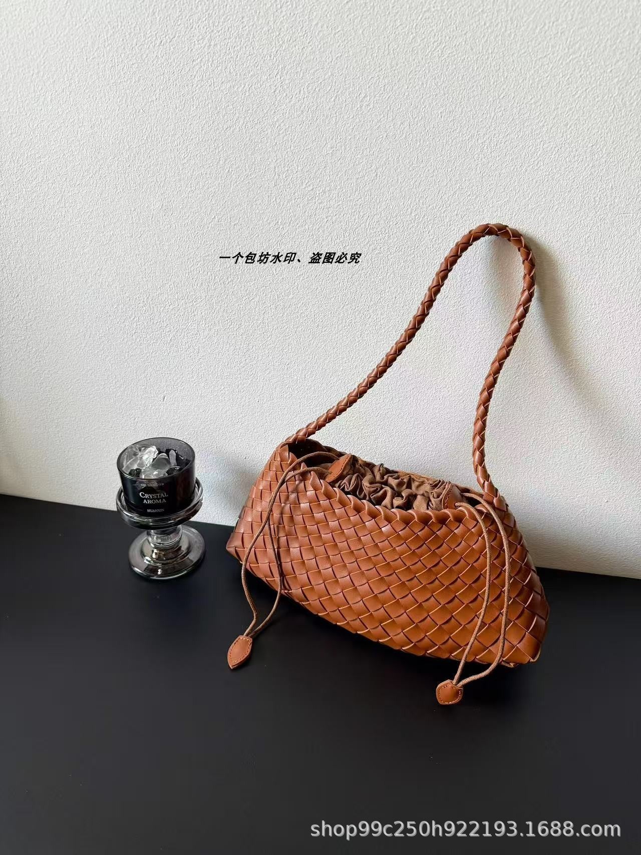 Genuine leather hand-woven bags