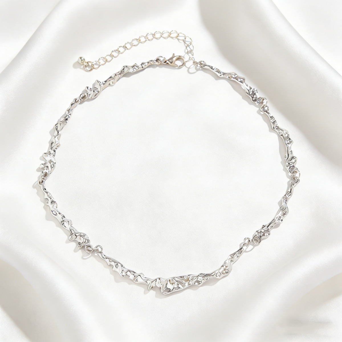 Geometric Lock Bone Chain Necklace