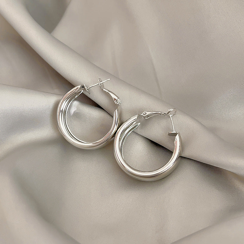 Geometric Metal Hoop Earrings