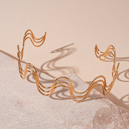 Geometric necklace