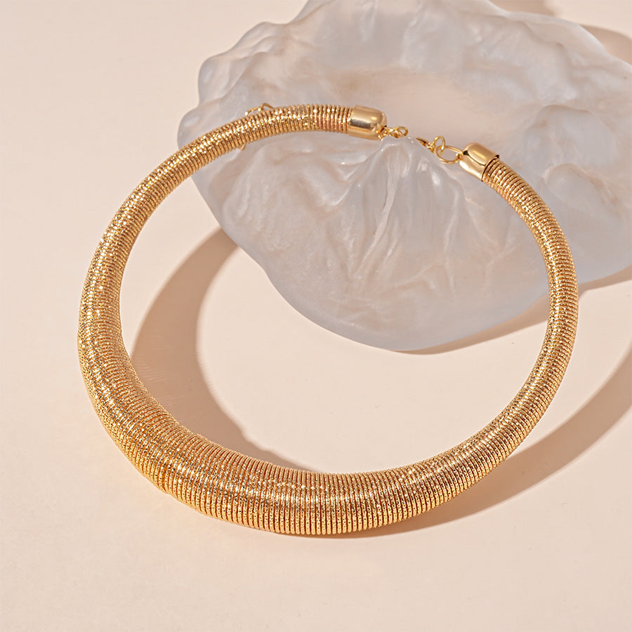 Geometric necklace