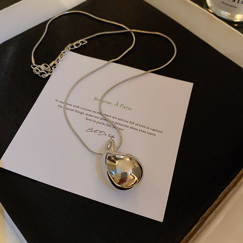 Geometric necklace
