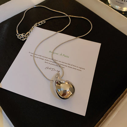 Geometric necklace