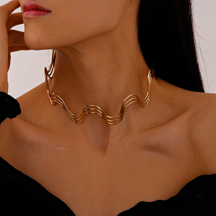 Geometric necklace