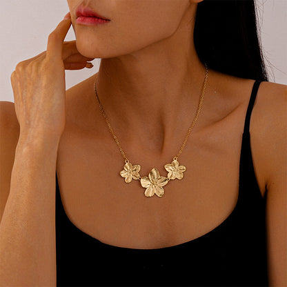 Geometric necklace