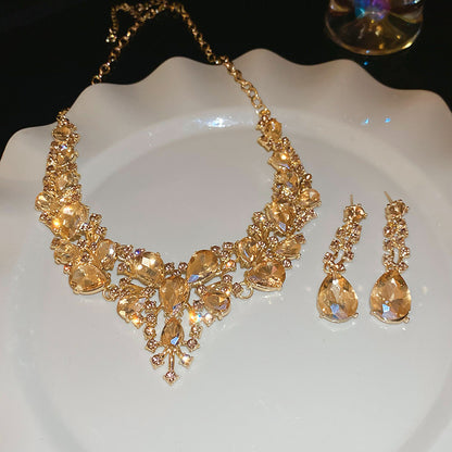 Geometric necklace