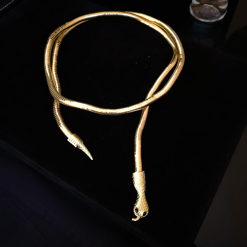 Geometric necklace