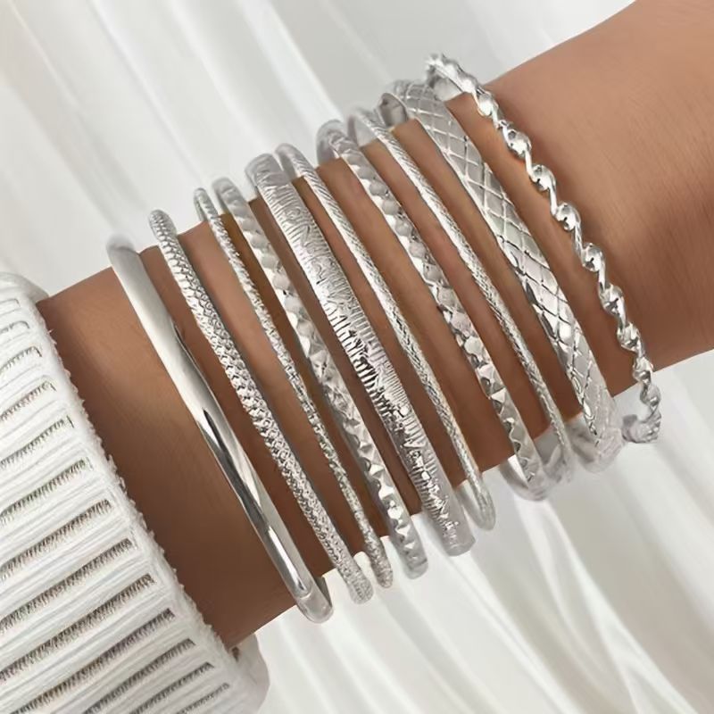 Geometric Openwork Bracelet