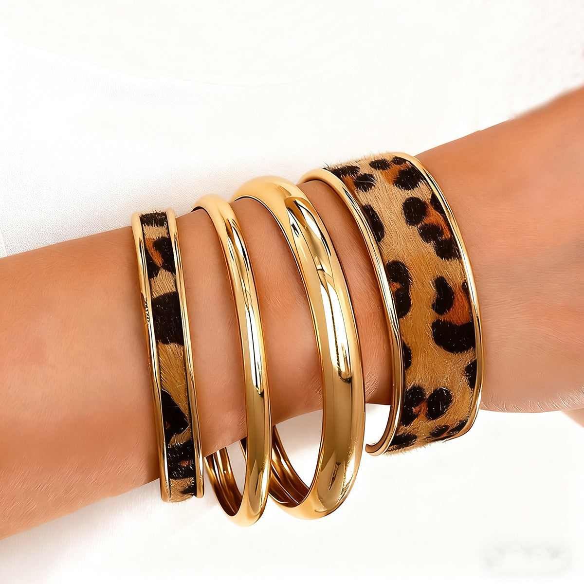 Geometric Openwork Bracelet