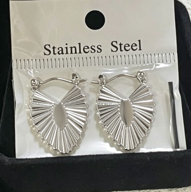 Geometric Pearl Crystal Earrings