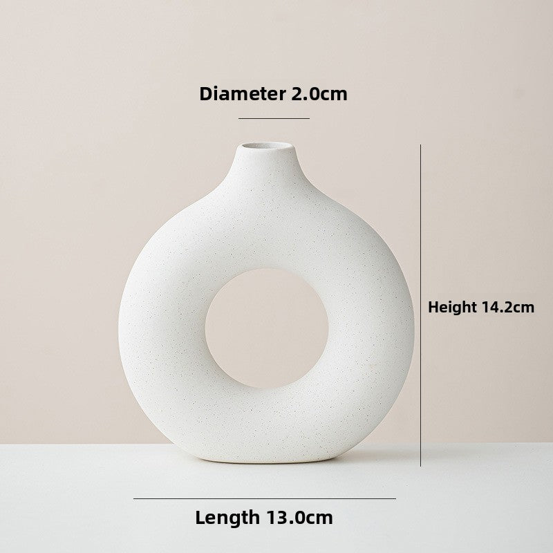 Geometric Plain Burned suit Vase Ceramic