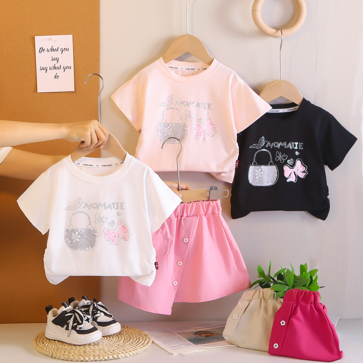 Girls Rhinestone Round Neck Short Sleeve Two-Piece Set