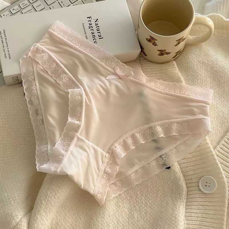 Girls' silk underwear