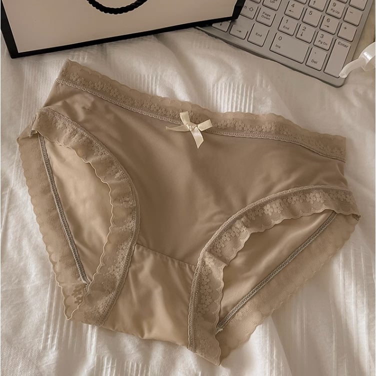 Girls' silk underwear
